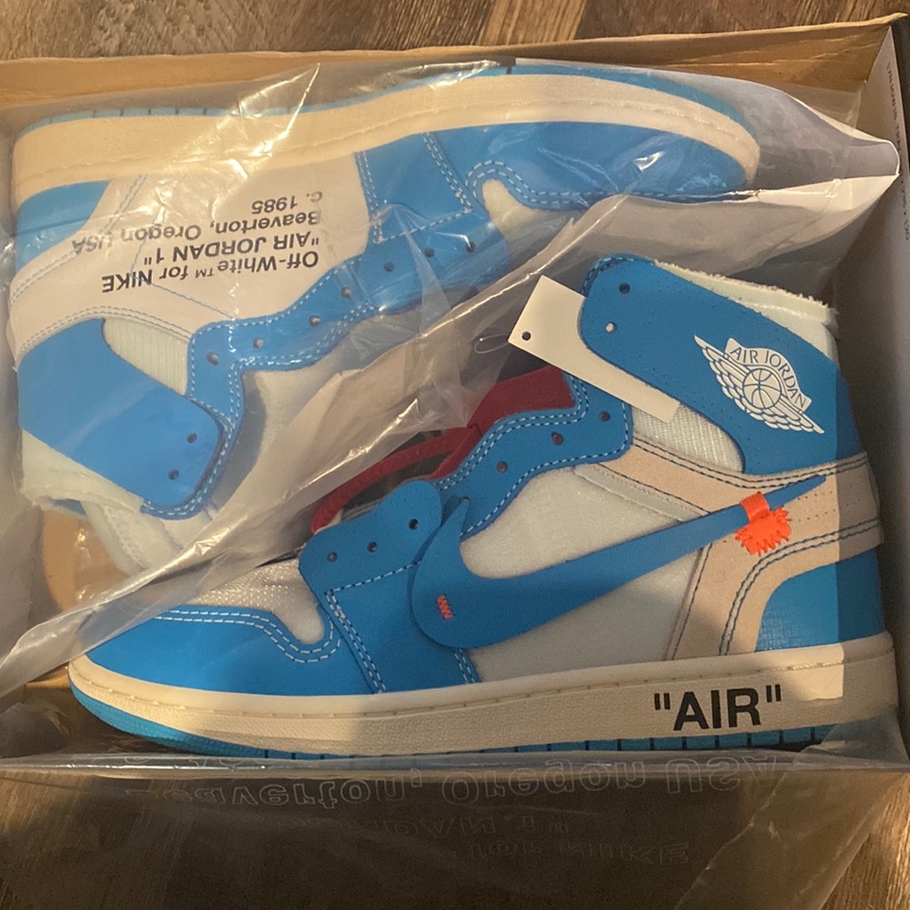Air Jordan 1 x off white
